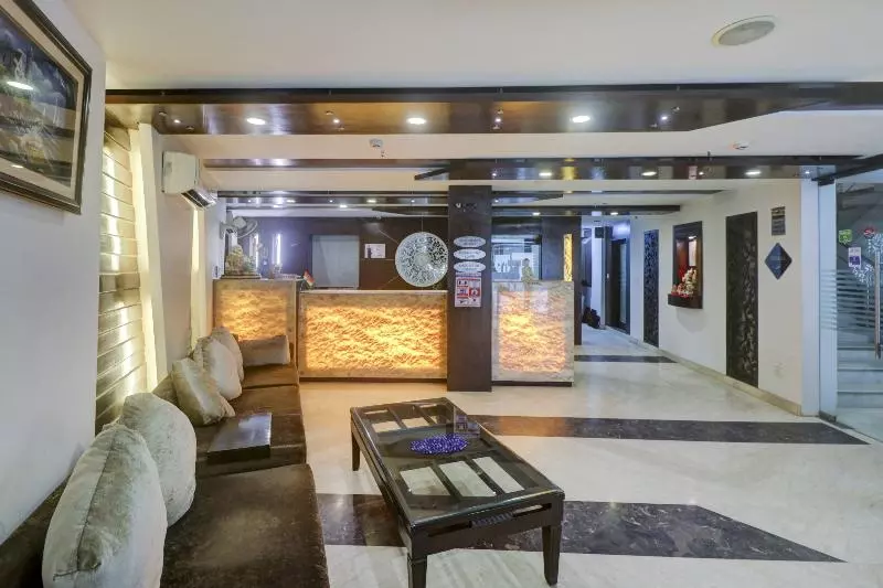 Fotos del hotel Capital O 4051 La Sapphire:  13