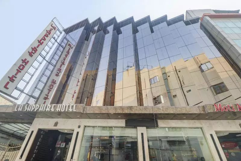 Fotos del hotel Capital O 4051 La Sapphire:  6