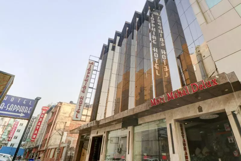 Fotos del hotel Capital O 4051 La Sapphire:  9