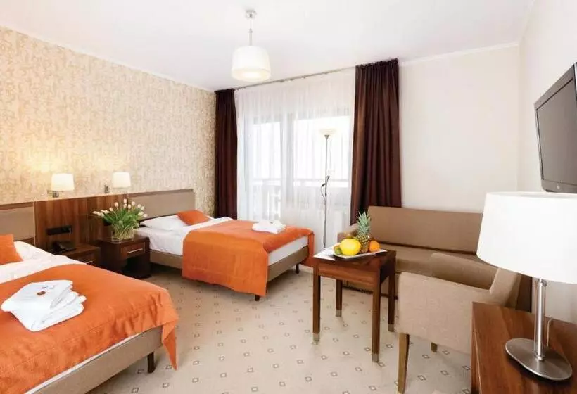 Fotos del hotel Artus Resort:  7