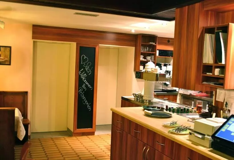 Fotos del hotel Petzengarten:  8