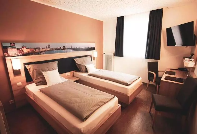 Fotos del hotel Am Vogelsanger Weg:  15