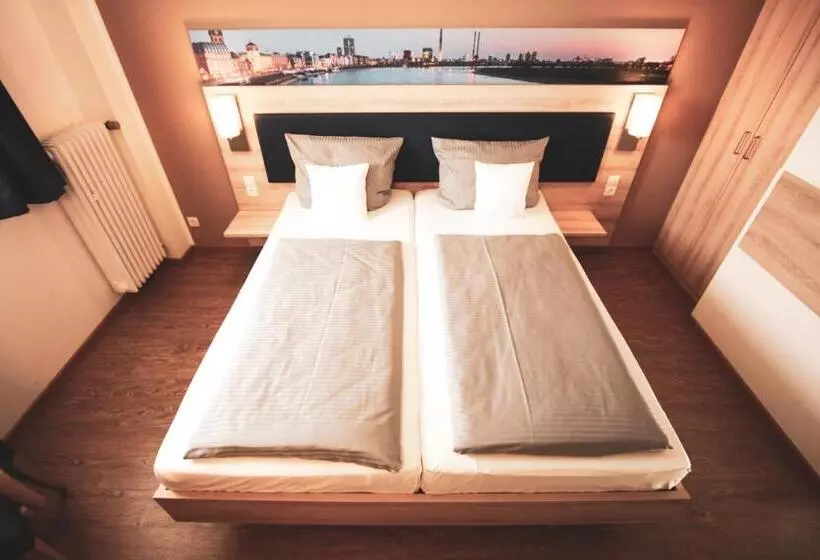 Fotos del hotel Am Vogelsanger Weg:  9