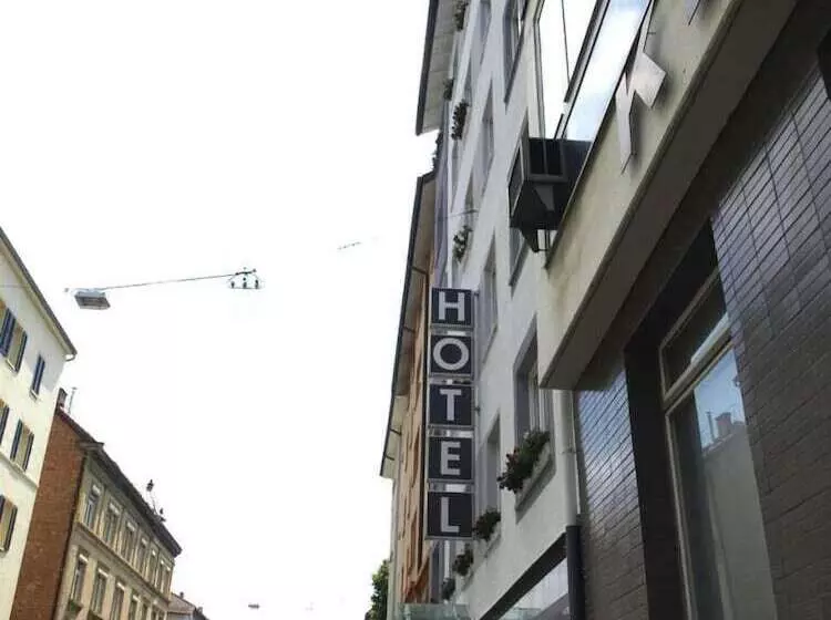 Fotos del hotel Central-classic:  5