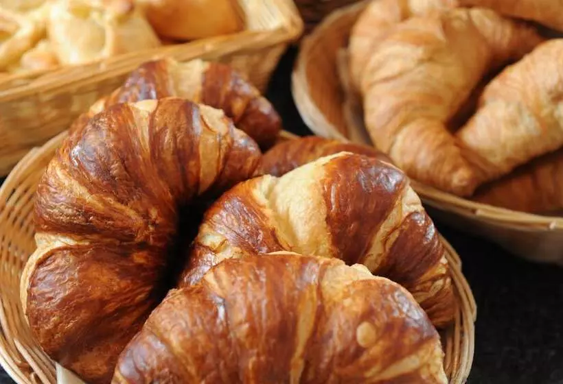 Fotos del hotel Central-classic:  11