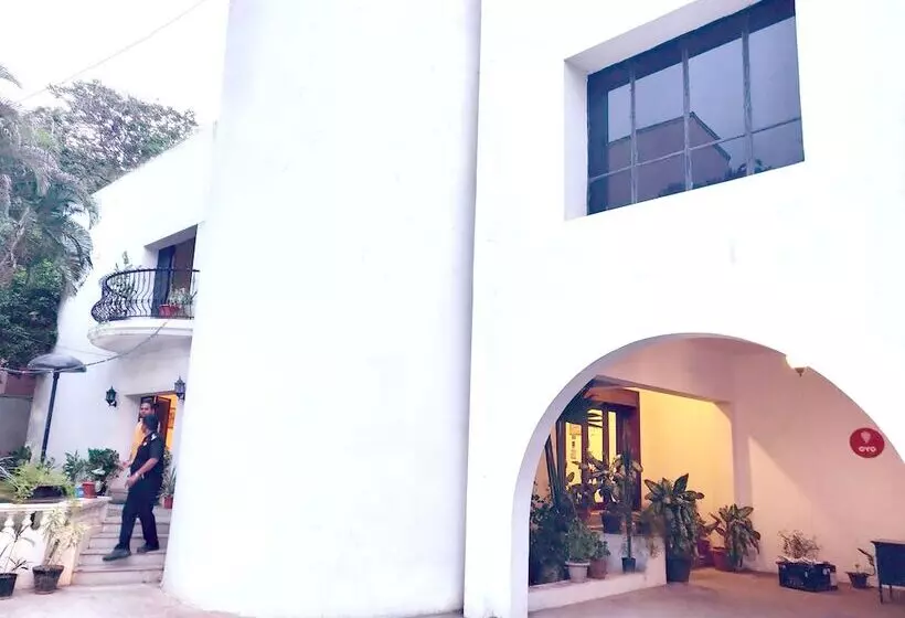 Fotos del hotel Guest Inn Suites:  4