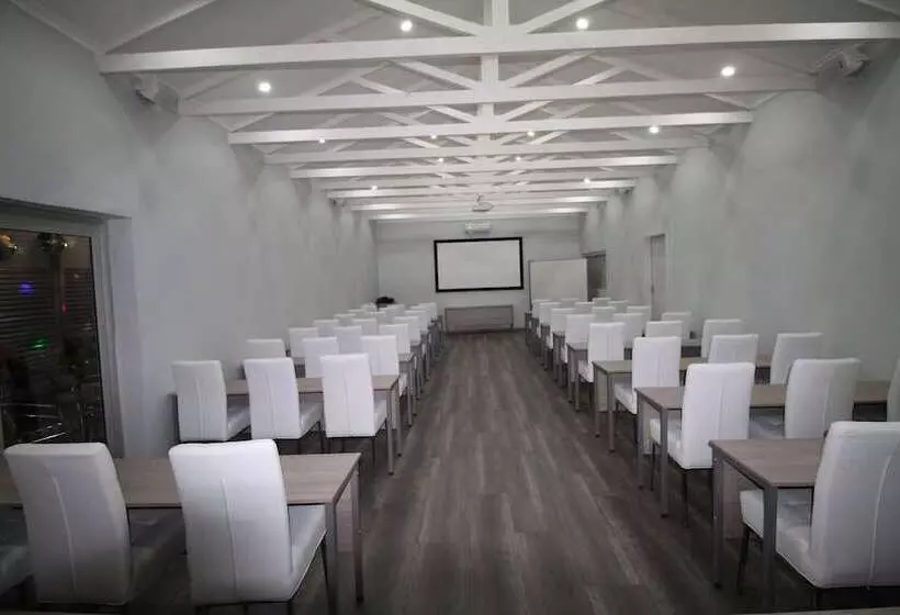 Fotos del hotel Dersley Manor:  11