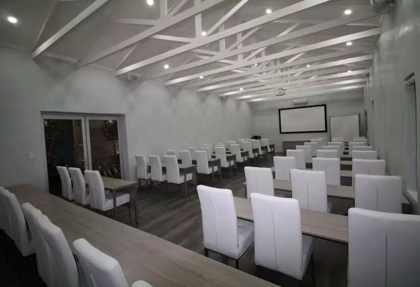 Fotos del hotel Dersley Manor:  14