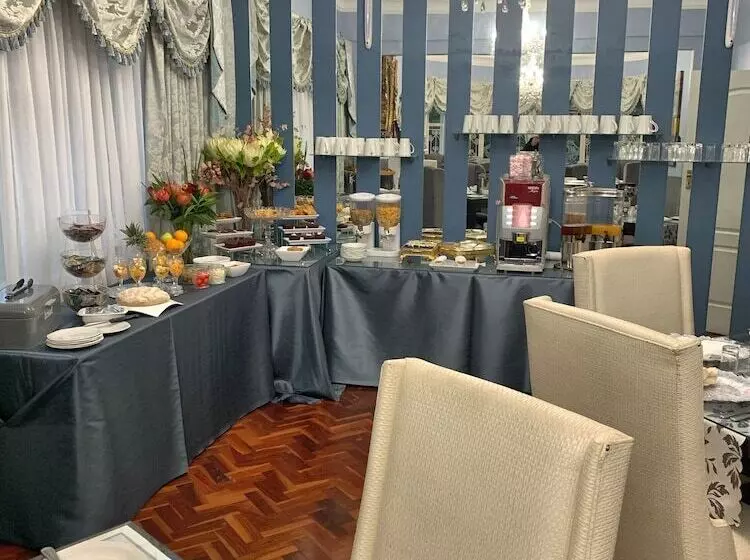 Fotos del hotel Dersley Manor:  25