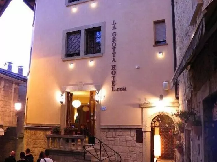 Fotos del hotel La Grotta:  12