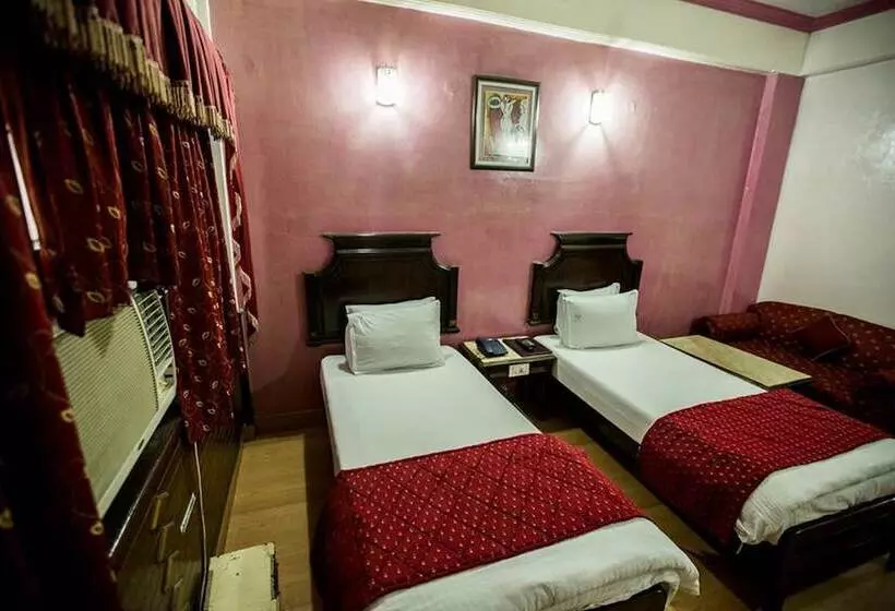 Fotos del hotel Deep Avadh:  19