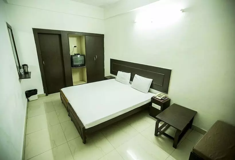 Fotos del hotel Deep Avadh:  17