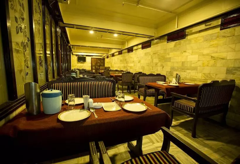 Fotos del hotel Deep Avadh:  10