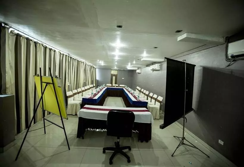 Fotos del hotel Deep Avadh:  16