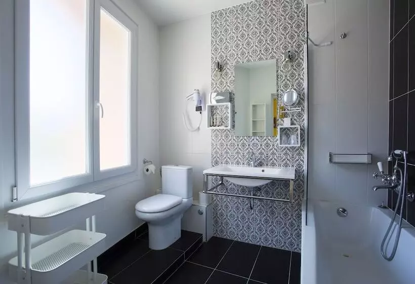 Fotos del hotel Hôtel Mademoiselle:  6