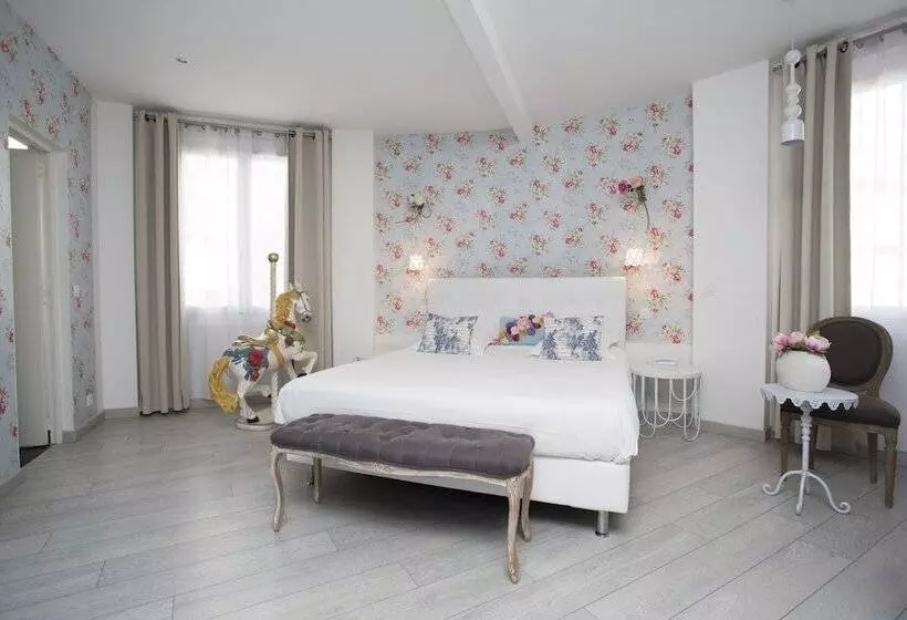 Fotos del hotel Hôtel Mademoiselle:  22