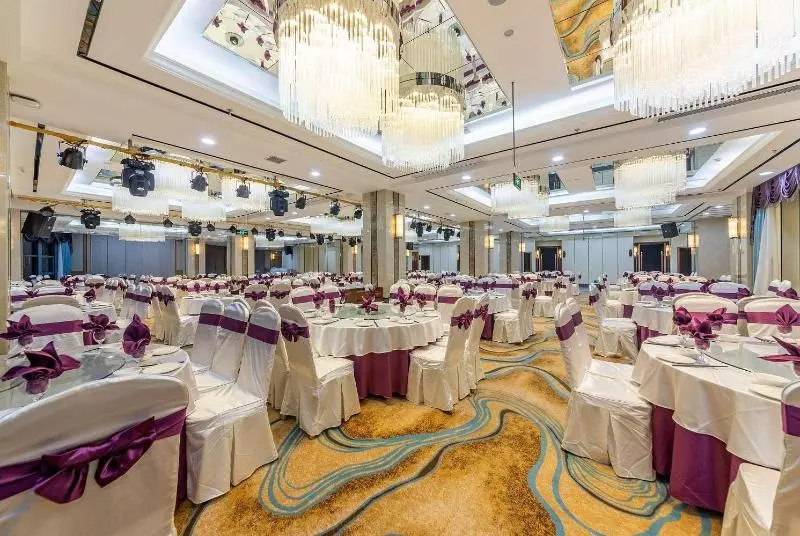 Fotos del hotel Days Hotel by Wyndham Chongqing Keyuan:  8