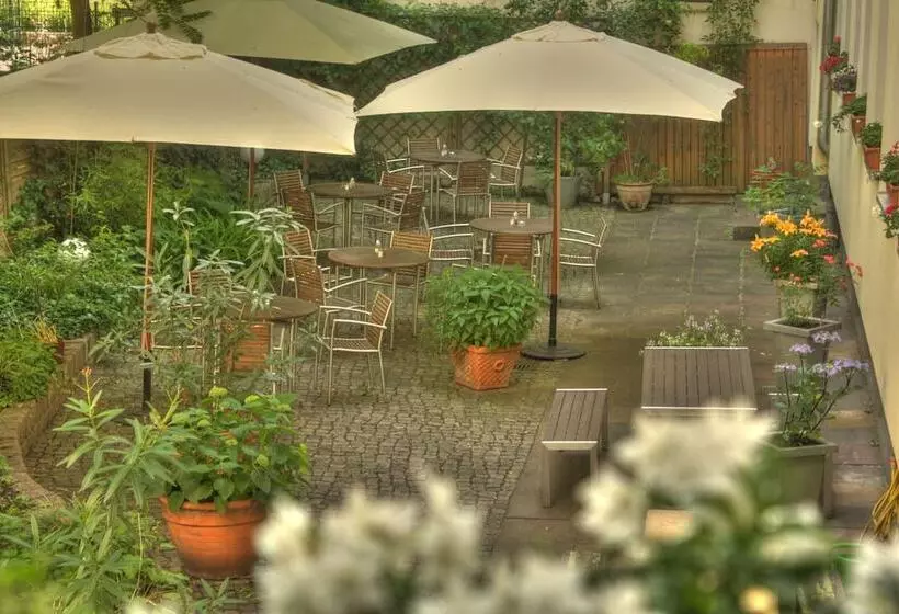 Fotos del hotel Johann:  6