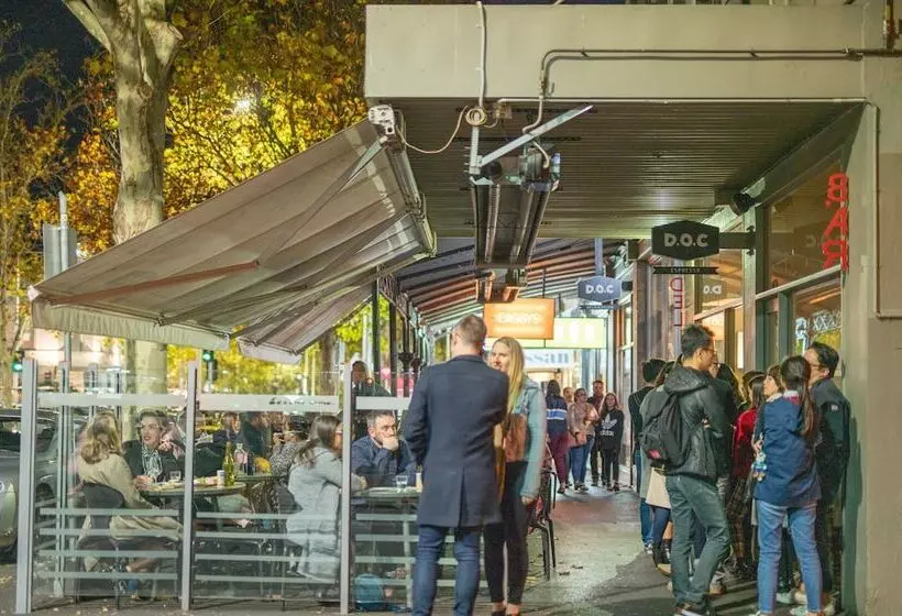 Fotos del hotel Clocktower Apartment:  9