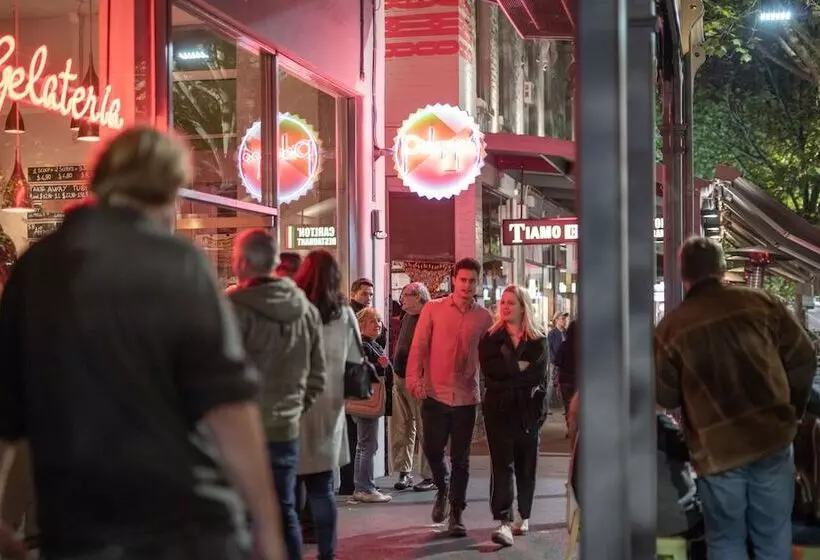 Fotos del hotel Clocktower Apartment:  24