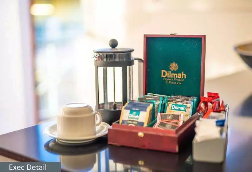 Fotos del hotel Clocktower Apartment:  17