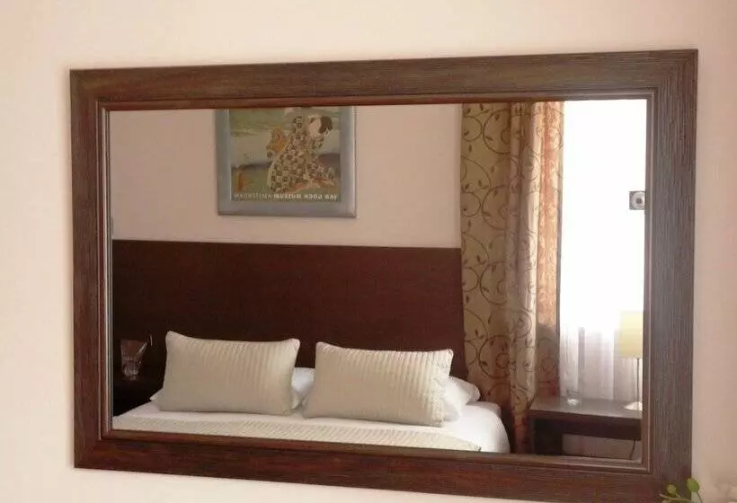 Fotos del hotel Divan:  12