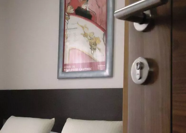 Fotos del hotel Divan:  9