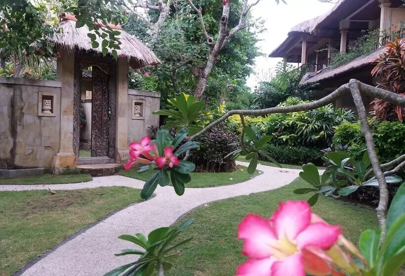 Fotos del hotel The Sari Beach:  25