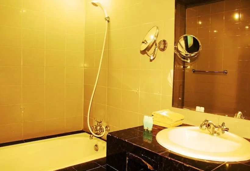 Fotos del hotel The Sari Beach:  21