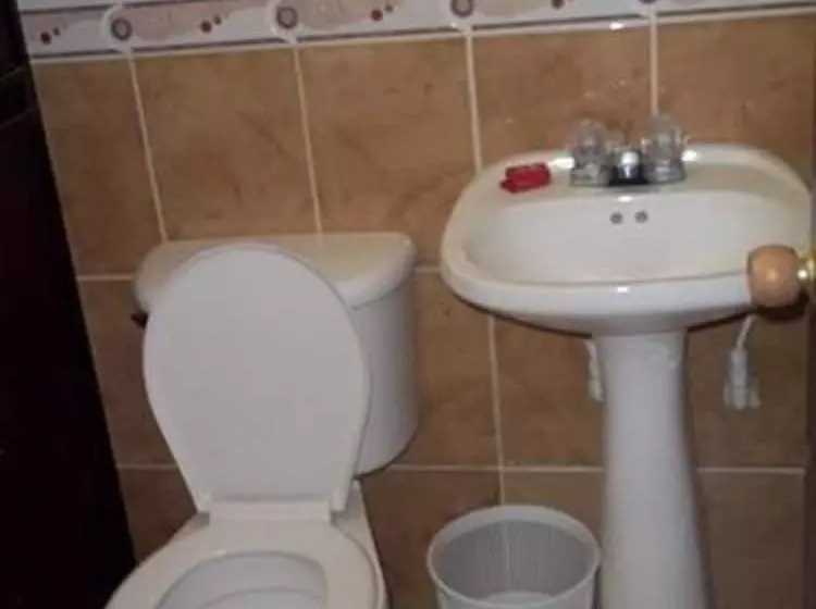 Fotos del hotel La Casa Del Turista:  6