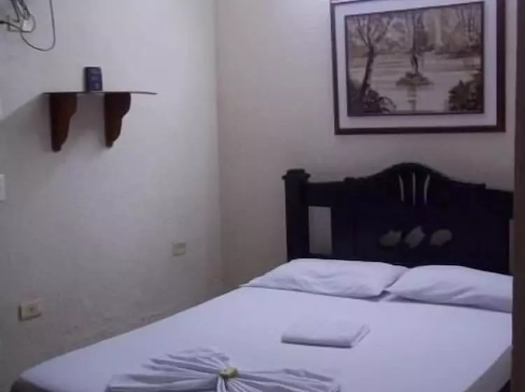 Fotos del hotel La Casa Del Turista:  13