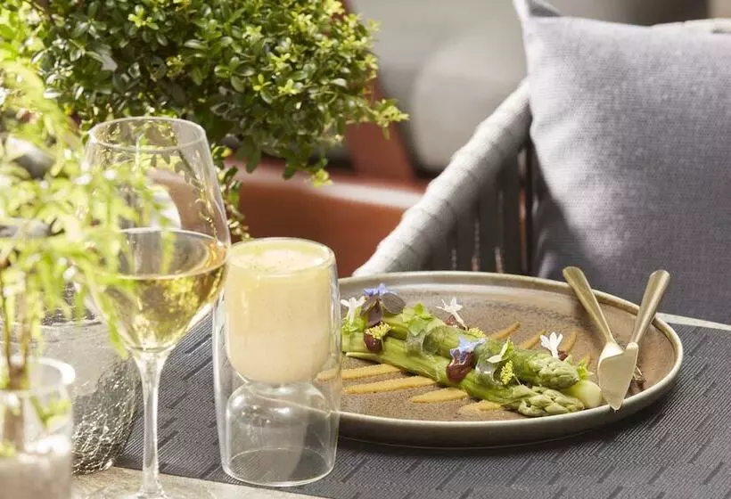 Fotos del hotel Le Cinq Codet:  7