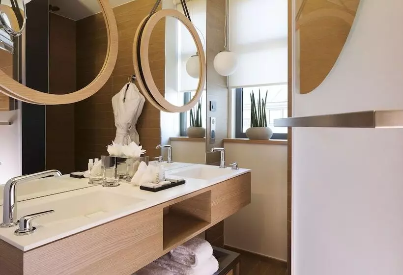 Fotos del hotel Le Cinq Codet:  8