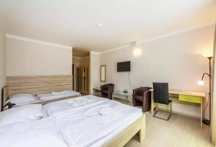 Nad Královnou Hotel & Restaurant