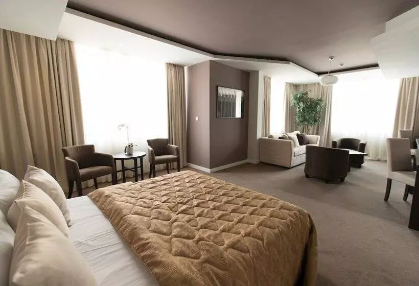 Fotos del hotel New City  & Restaurant Niš:  18