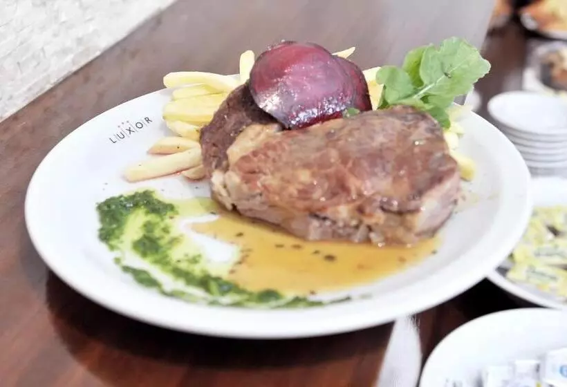 Fotos del hotel Luxor Hotel Salta:  4