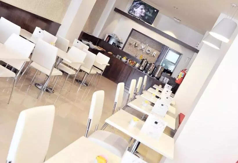 Fotos del hotel Luxor Hotel Salta:  5