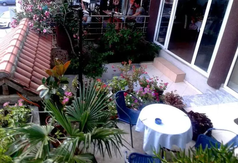 Fotos del hotel Hoti:  13