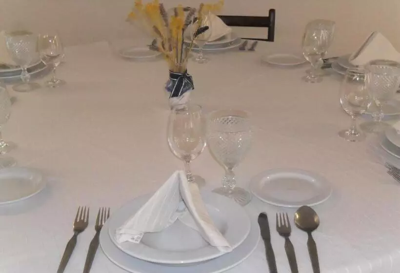 Fotos del hotel Santo Condestavel:  12