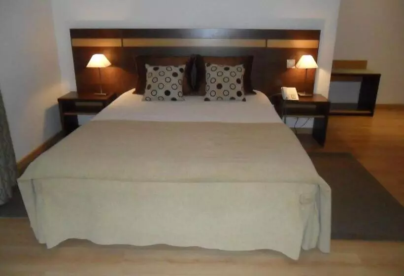 Fotos del hotel Santo Condestavel:  18