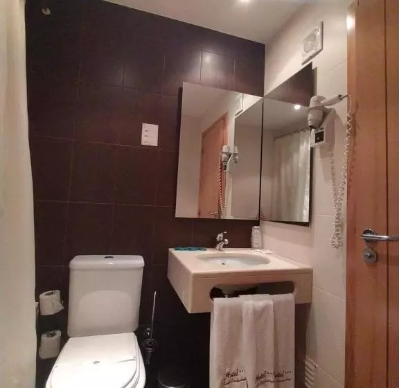 Fotos del hotel Santo Condestavel:  13