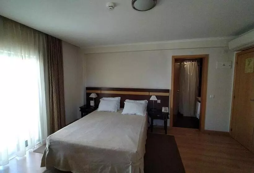 Fotos del hotel Santo Condestavel:  23