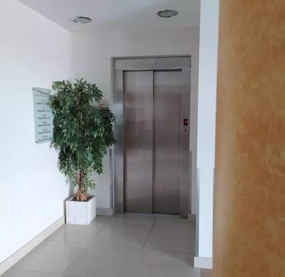 Fotos del hotel Santo Condestavel:  4