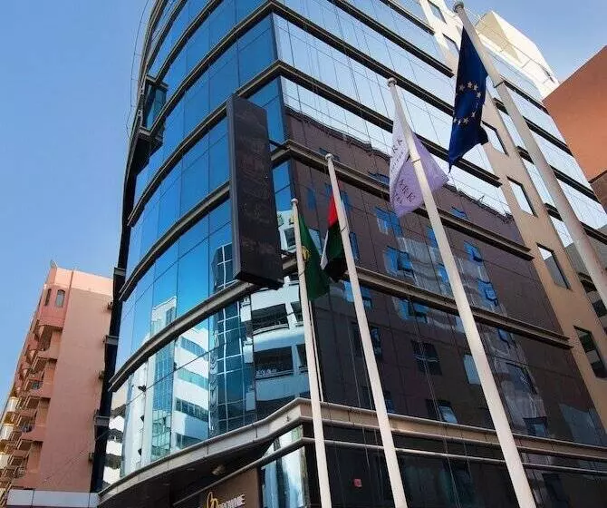 Fotos del hotel Landmark Premier:  6