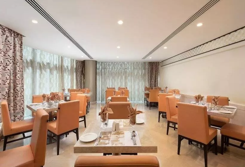 Fotos del hotel Landmark Premier:  11