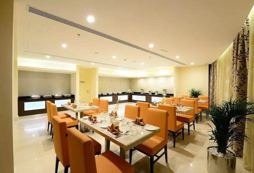 Fotos del hotel Landmark Premier:  40