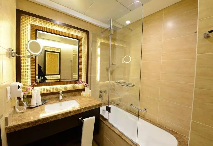 Fotos del hotel Landmark Premier:  49