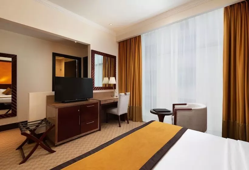 Fotos del hotel Landmark Premier:  14
