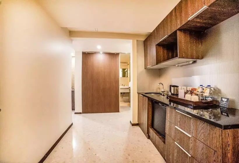 Fotos del hotel Fab Prime Koregaon Park:  6