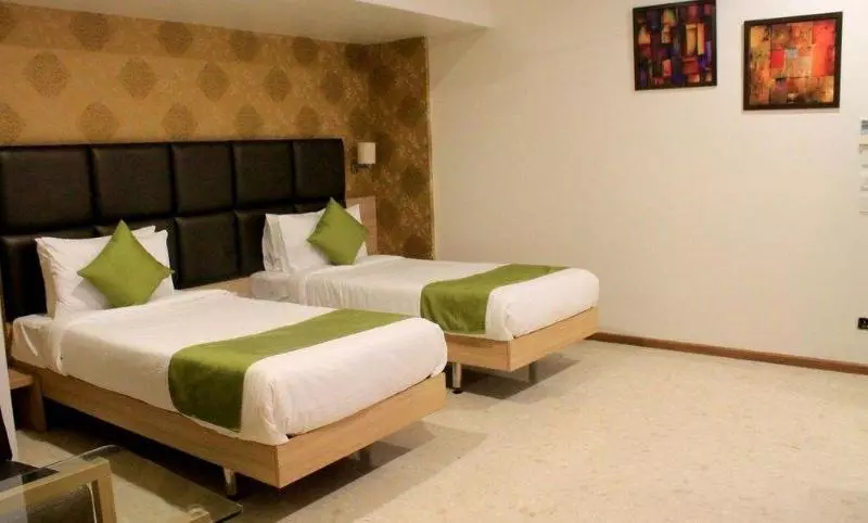 Fotos del hotel Fab Prime Koregaon Park:  16